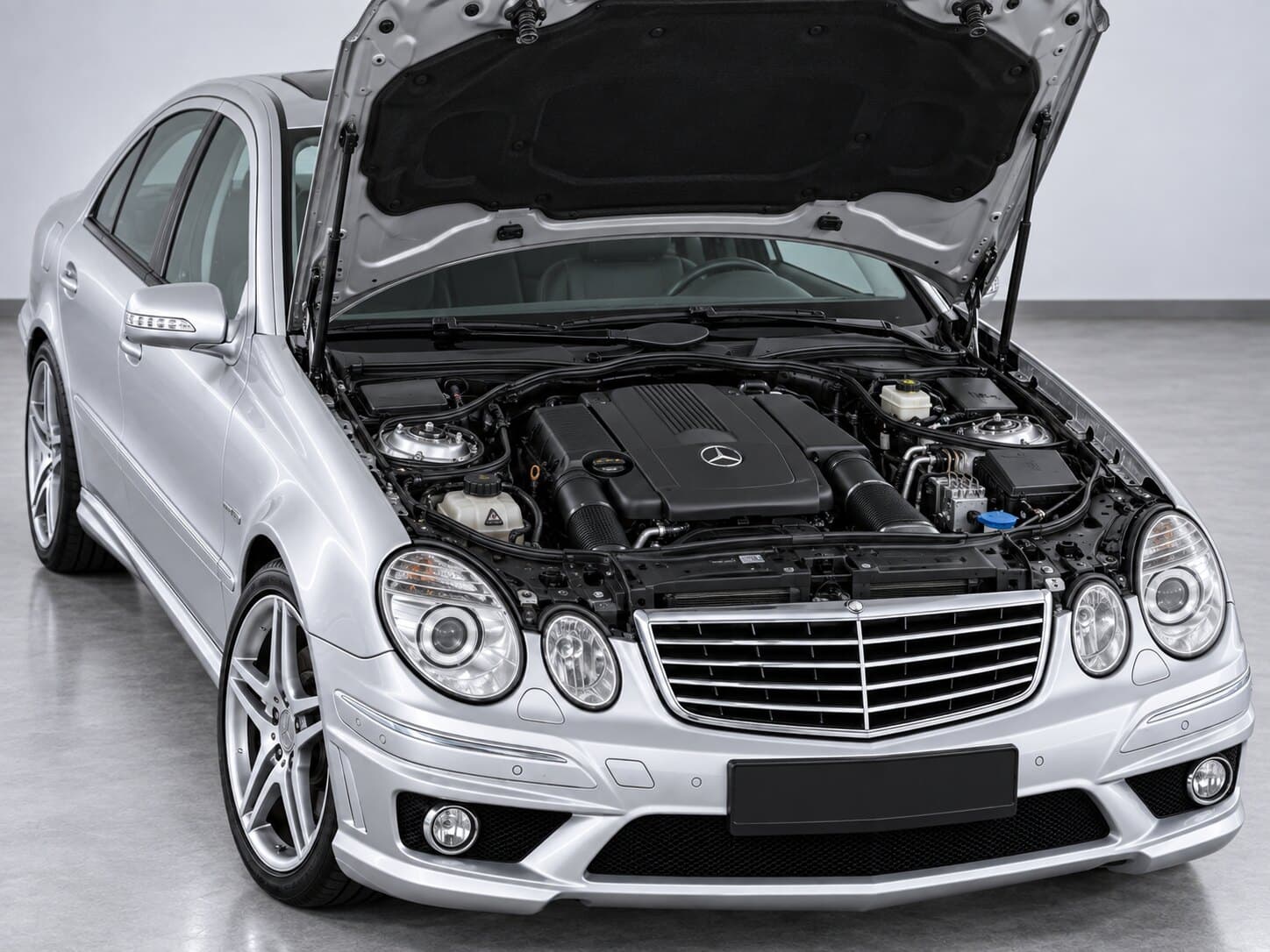 Mercedes-Benz E 200 Kompressor AMG-Styling | Automatik | Leder | Navi | Schiebedach – Bild 13