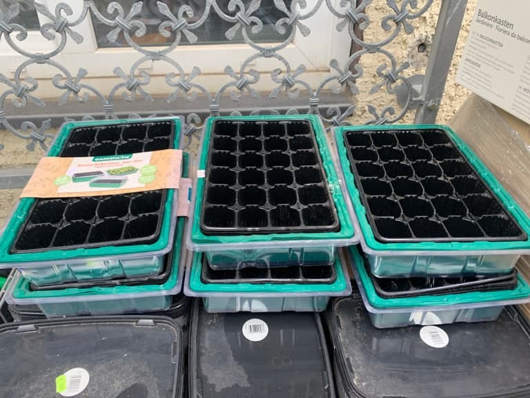 GardenLine Anzucht-Gewächshaus-Set 3-teilig mit Aussaat-Tabletts grün/schwarz