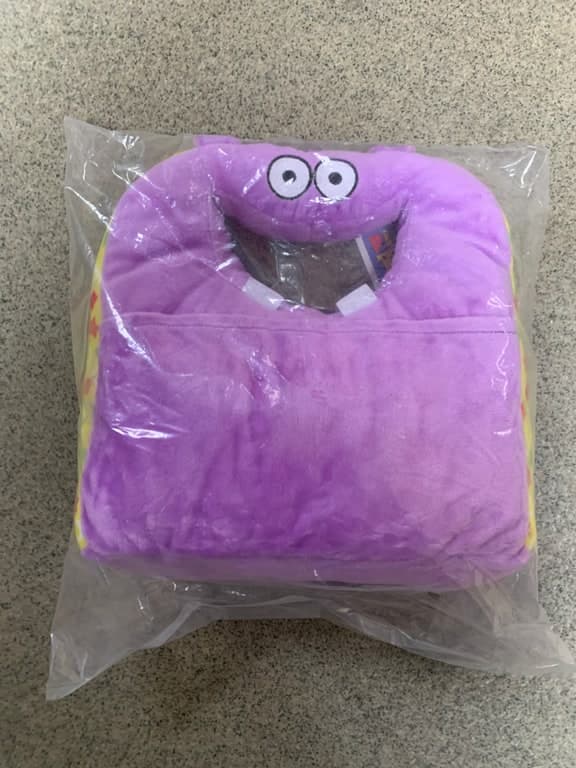 Kögler GmbH Monster-Kissen mit Tragegriff & Taschen lila (Art. 96082, FT01245)
