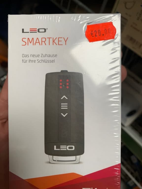 TrekStor LEO smartkey – Bluetooth-Schlüsselfinder mit Micro-USB-Akku